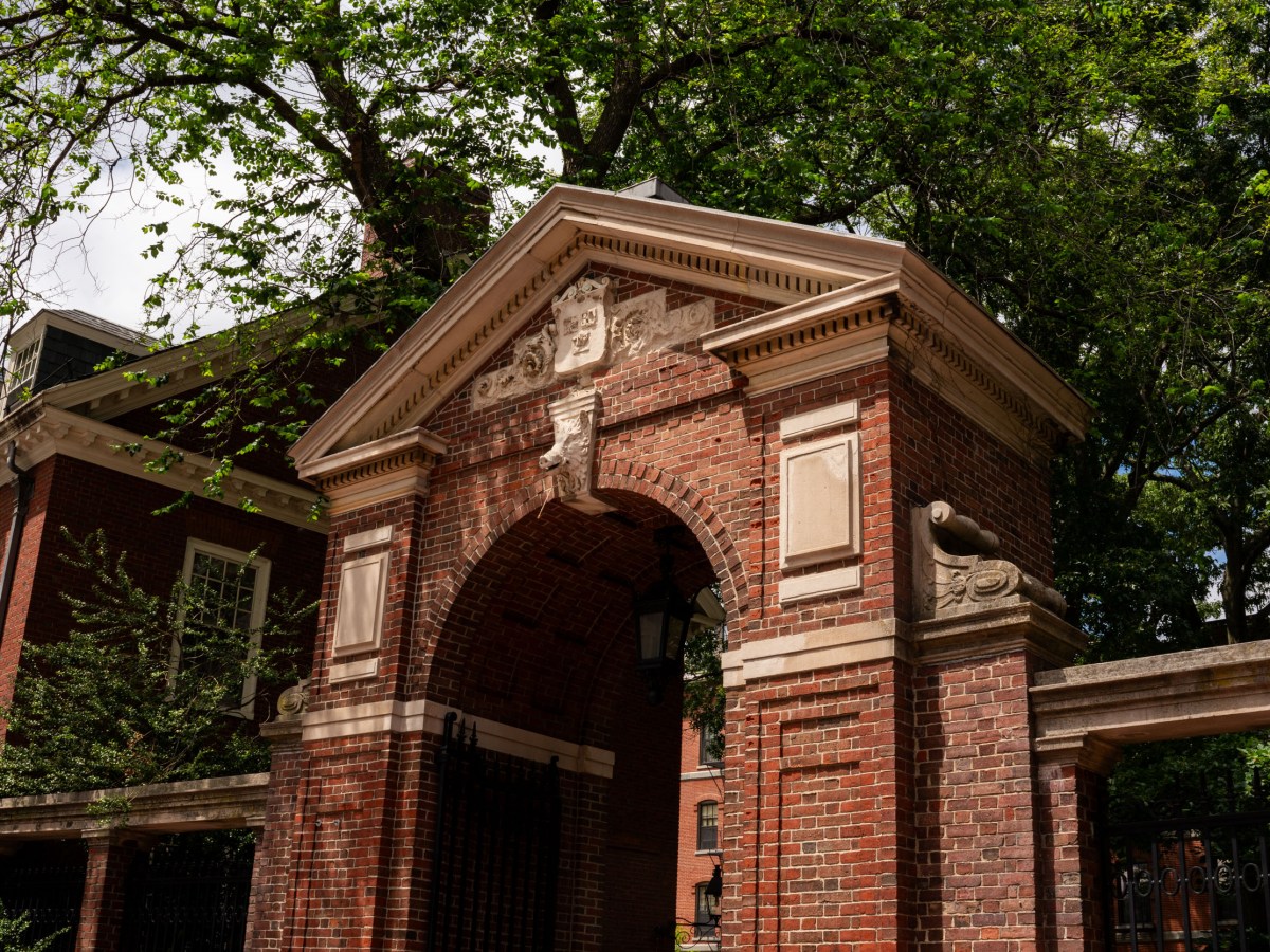 PROOF POINTS: Two studies find scattergrams reduce applications to elite colleges